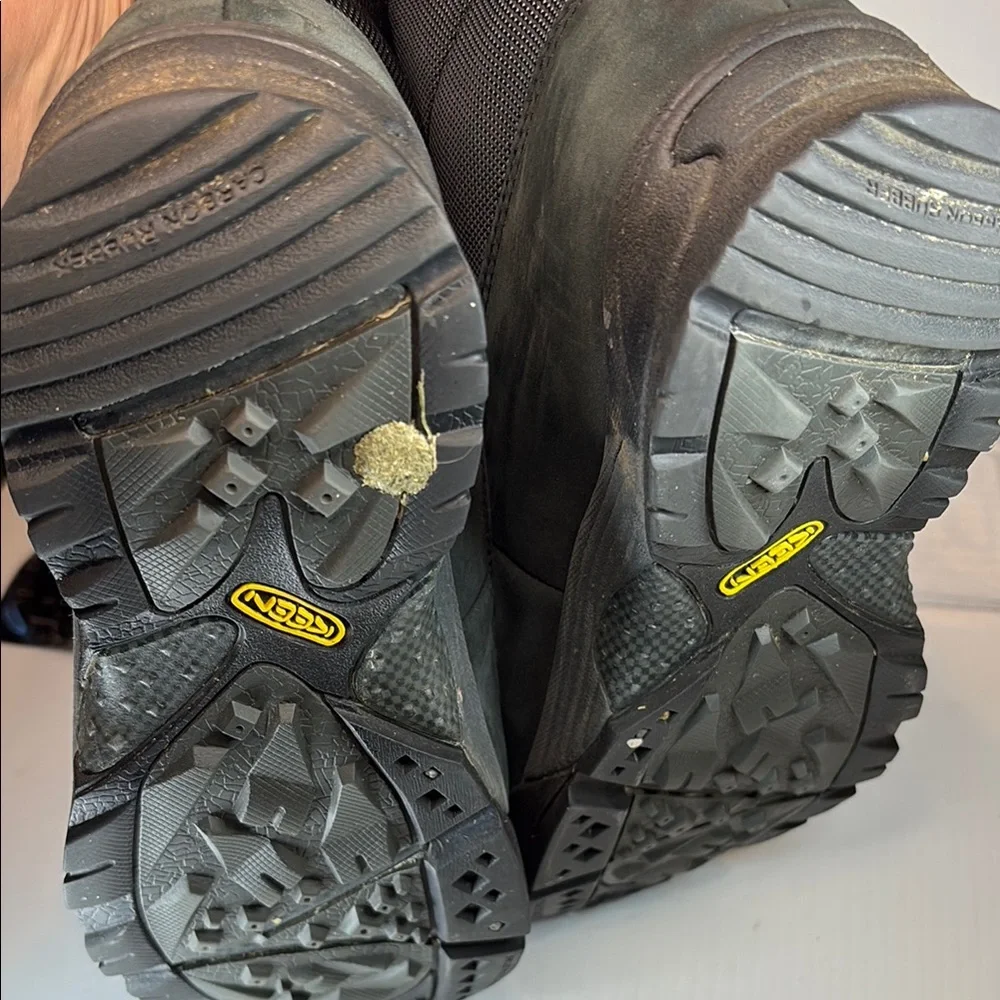 Keen winter boots waterproof. Size 10 Black‎ Winter Boots box 15